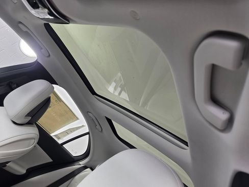 New 2026 Mercedes-Benz C 300 Sedan image 9