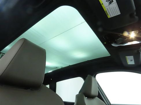 Used 2025 BMW X3 xDrive30i w/ Premium Package image 21