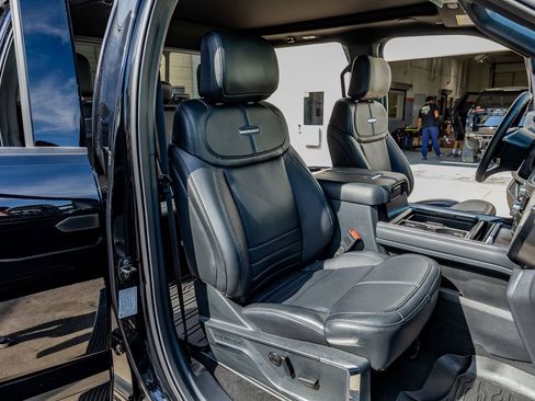 Used 2026 Ford F350 Platinum image 32