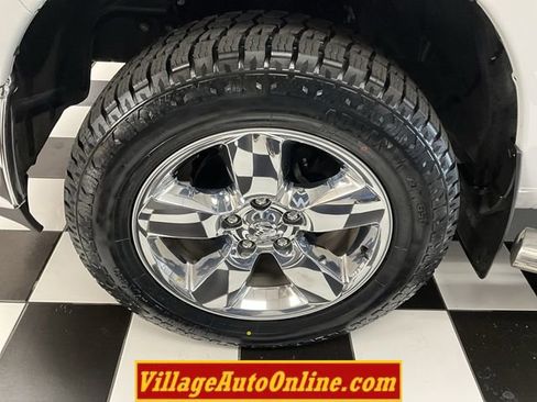 Used 2017 RAM 1500 Big Horn AWD/4WD image 9