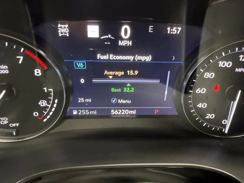Used 2022 Cadillac XT6 Premium Luxury w/ Technology Package AWD/4WD image 34
