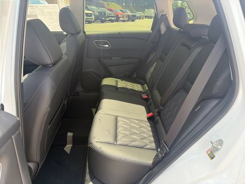 New 2026 Nissan Rogue Platinum w/ Platinum Premium Package AWD/4WD image 26