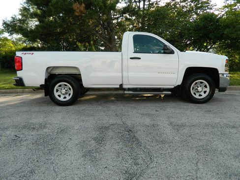 Used 2016 Chevrolet Silverado 1500 W/T w/ WT Convenience Package AWD/4WD image 5