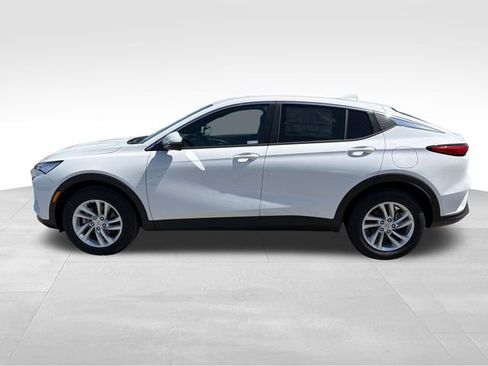 New 2026 Buick Envista Preferred image 4