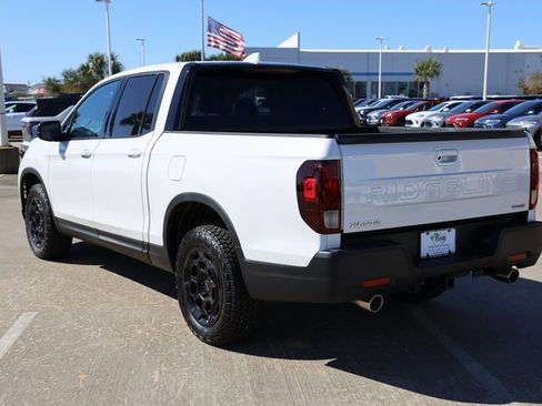 Certified 2025 Honda Ridgeline Sport+ image 6