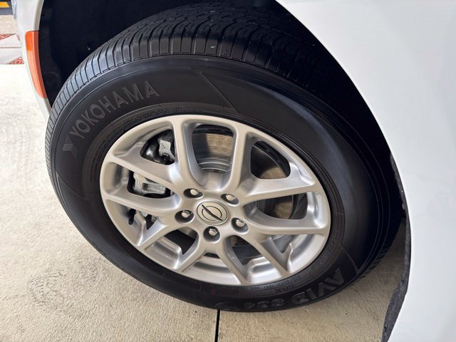 Used 2023 Chrysler Pacifica Touring FWD image 43