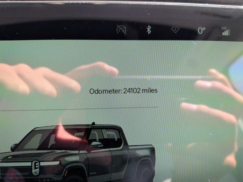 Used 2023 Rivian R1T Adventure image 21