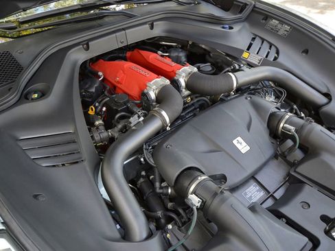 Used 2015 Ferrari California T RWD image 69