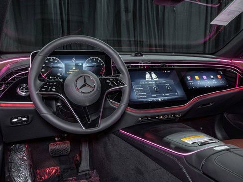 Certified 2025 Mercedes-Benz E 350 Sedan image 19