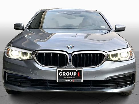 Used 2019 BMW 530i image 3