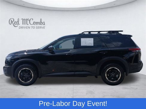 Used 2023 Nissan Pathfinder Rock Creek AWD/4WD image 2