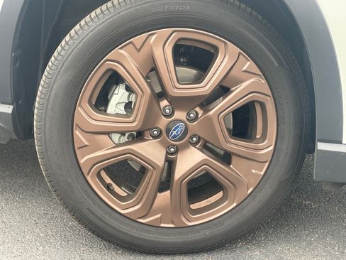Used 2025 Subaru Ascent Bronze Edition w/ Popular Package #2 AWD/4WD image 8
