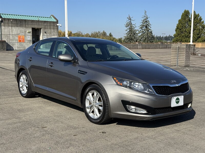 Used 2013 Kia Optima EX w/ Premium Pkg FWD image 7