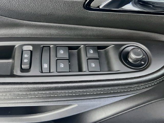 Used 2022 Buick Encore Preferred w/ Safety Package FWD image 12