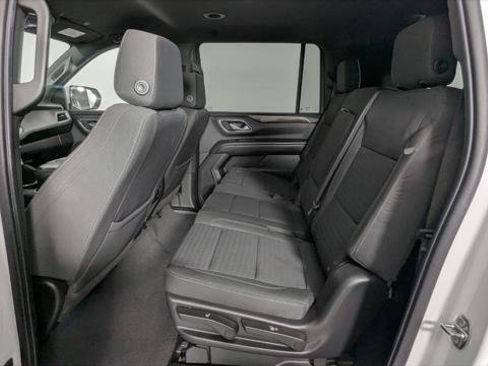 Used 2022 GMC Yukon XL SLE w/ Max Trailering Package AWD/4WD image 17