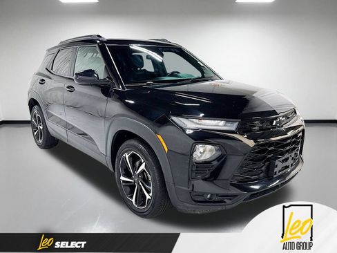 Used 2021 Chevrolet TrailBlazer RS w/ Sun and Liftgate Package AWD/4WD image 5