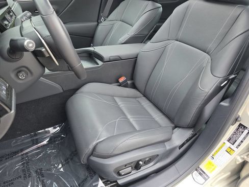 Certified 2024 Lexus ES 300h w/ Technology Package FWD image 19