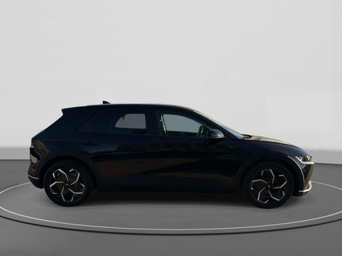 Certified 2024 Hyundai Ioniq 5 SEL RWD image 3