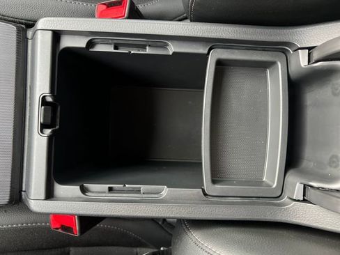 Used 2025 Honda Civic Sport image 28