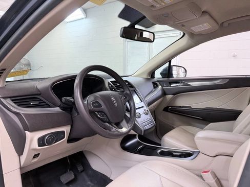 Used 2018 Lincoln MKC Premiere FWD image 14