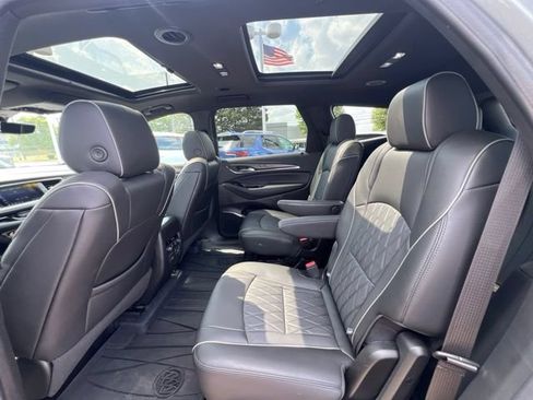 Used 2024 Buick Enclave Avenir w/ Avenir Technology Package AWD/4WD image 20