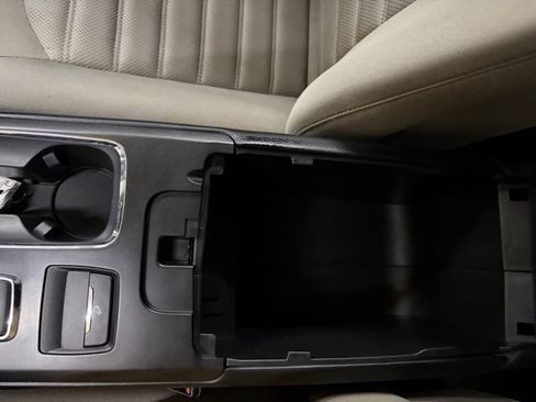 Used 2017 Ford Fusion S image 38