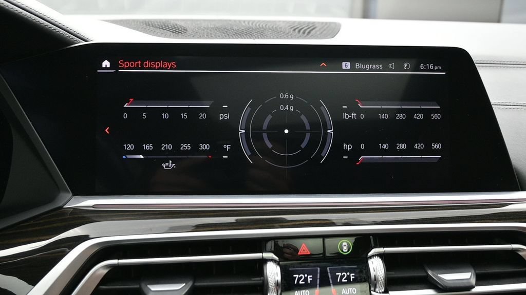 Used 2021 BMW X7 M50i w/ Dynamic Handling Package AWD/4WD image 18