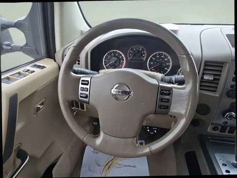 Used 2008 Nissan Titan SE RWD image 17