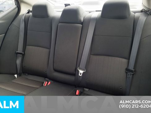 Used 2025 Nissan Altima 2.5 SV image 16