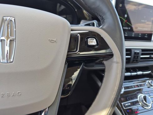 Used 2020 Lincoln Corsair FWD w/ Premium Package image 22