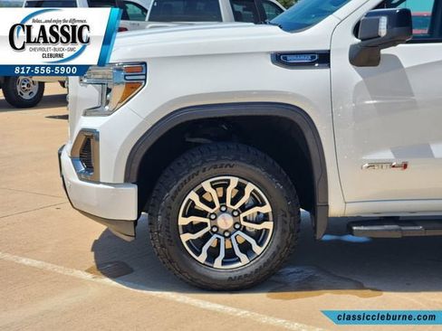 Used 2020 GMC Sierra 1500 AT4 w/ AT4 Premium Package AWD/4WD image 12