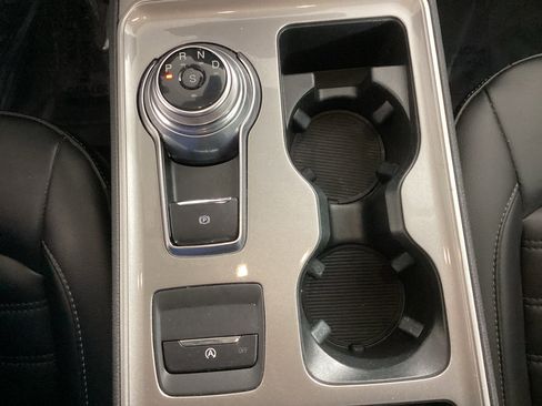 Used 2024 Ford Edge SEL w/ Convenience Package AWD/4WD image 30