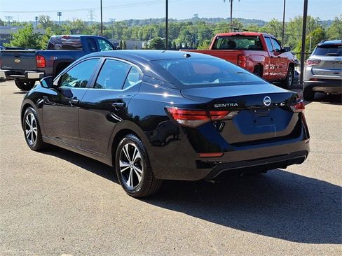Used 2022 Nissan Sentra SV w/ Trunk Package image 3