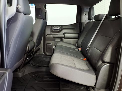 Used 2020 Chevrolet Silverado 1500 Custom w/ Custom Value Package RWD image 11