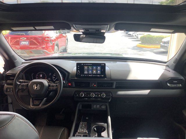 Used 2024 Honda Pilot TrailSport image 18
