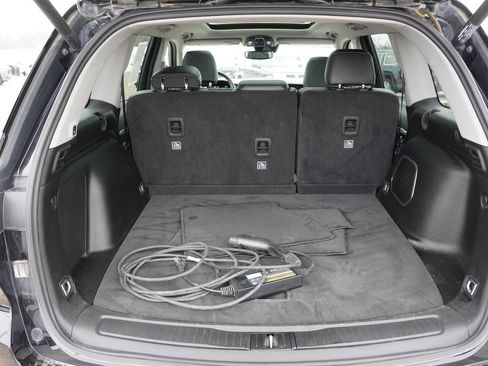 Used 2022 Jeep Grand Cherokee Limited 4xe image 22