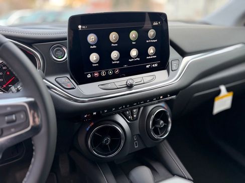 New 2026 Chevrolet Blazer LT AWD/4WD image 17