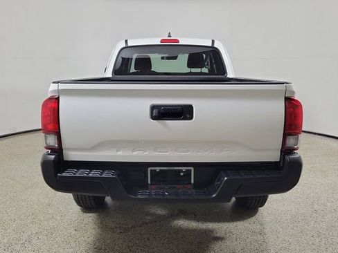 Used 2022 Toyota Tacoma SR image 6