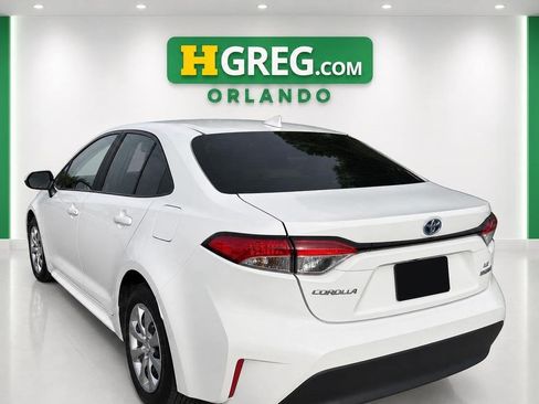 Used 2024 Toyota Corolla LE FWD image 2