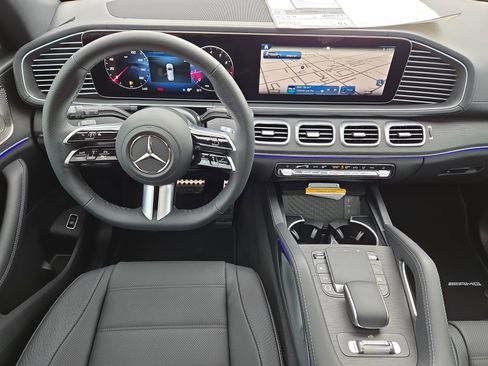 New 2025 Mercedes-Benz GLS 580 4MATIC image 14