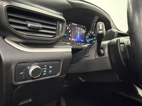 Used 2020 Ford Explorer XLT w/ Comfort Package image 33