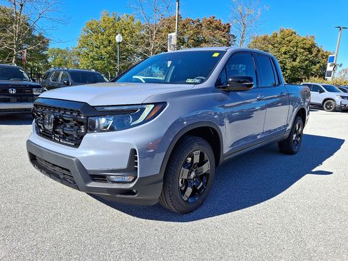 New 2026 Honda Ridgeline Black Edition image 2