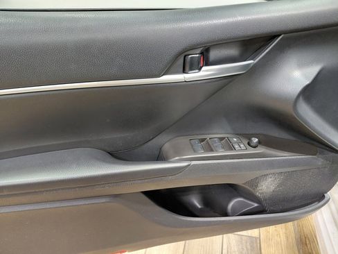 Used 2023 Toyota Camry SE image 37