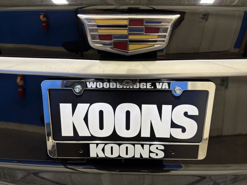 Used 2023 Cadillac XT6 Sport AWD/4WD image 21