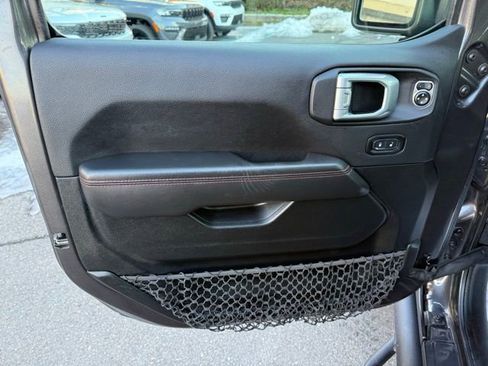 Used 2021 Jeep Gladiator Rubicon image 24