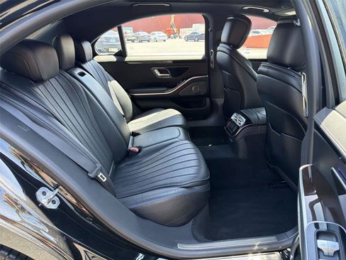 Used 2023 Mercedes-Benz S 500 4MATIC image 14