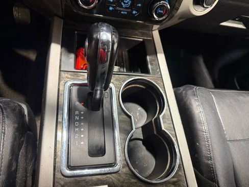 Used 2017 Ford Expedition EL Limited image 20