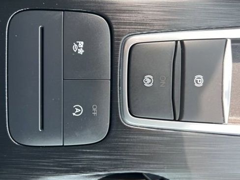 Used 2022 Ford Escape SEL image 31