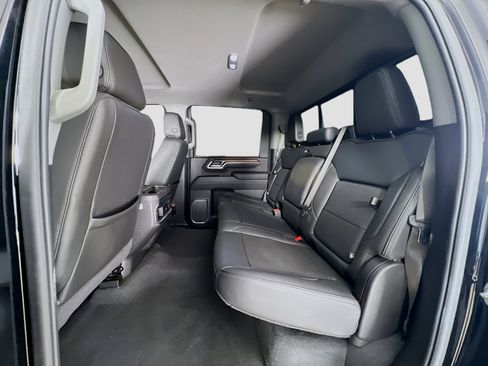 Used 2025 GMC Sierra 3500 Denali image 25