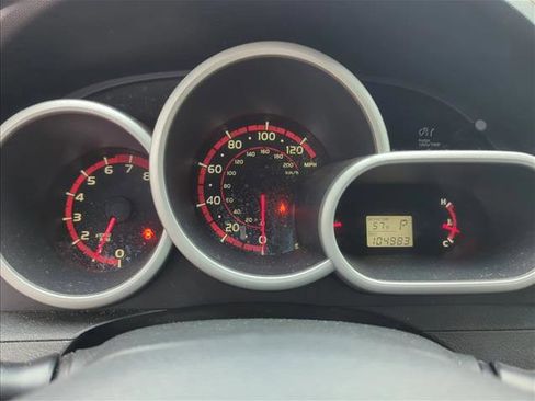 Used 2009 Toyota Matrix FWD image 11